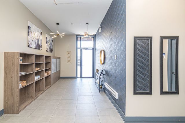 4149 S Cottage Grove Avenue 410, Chicago, IL 60653