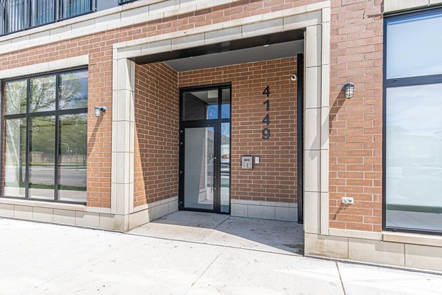 4149 S Cottage Grove Avenue 410, Chicago, IL 60653