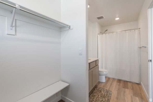 8711 W ADDIE DR, Magna, UT 84044