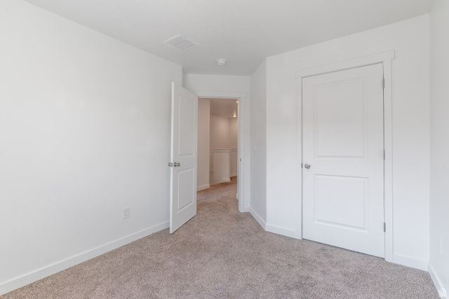 8711 W ADDIE DR, Magna, UT 84044