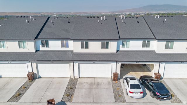 8711 W ADDIE DR, Magna, UT 84044