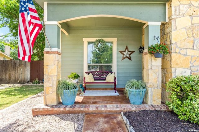 805 MADISON AVE, New Braunfels, TX 78130