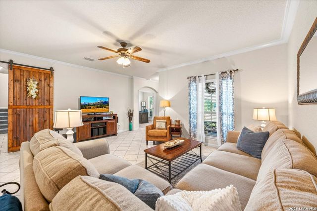 805 MADISON AVE, New Braunfels, TX 78130