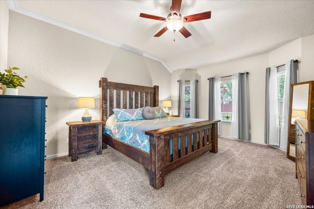 805 MADISON AVE, New Braunfels, TX 78130