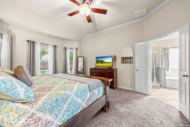805 MADISON AVE, New Braunfels, TX 78130