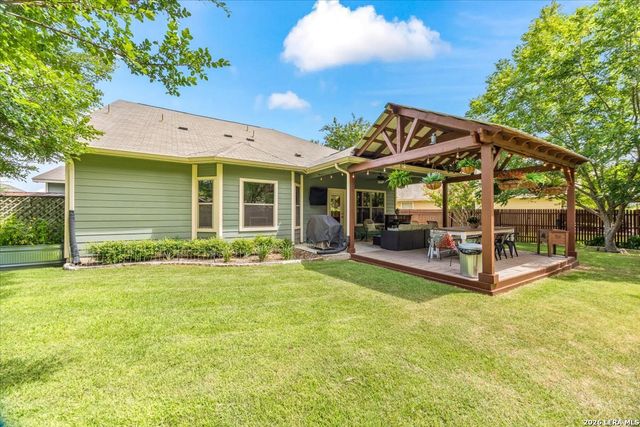 805 MADISON AVE, New Braunfels, TX 78130