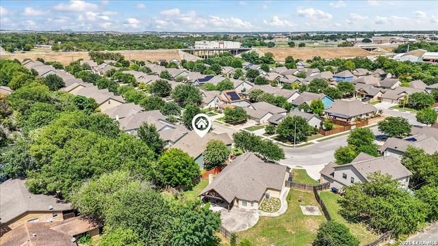 805 MADISON AVE, New Braunfels, TX 78130