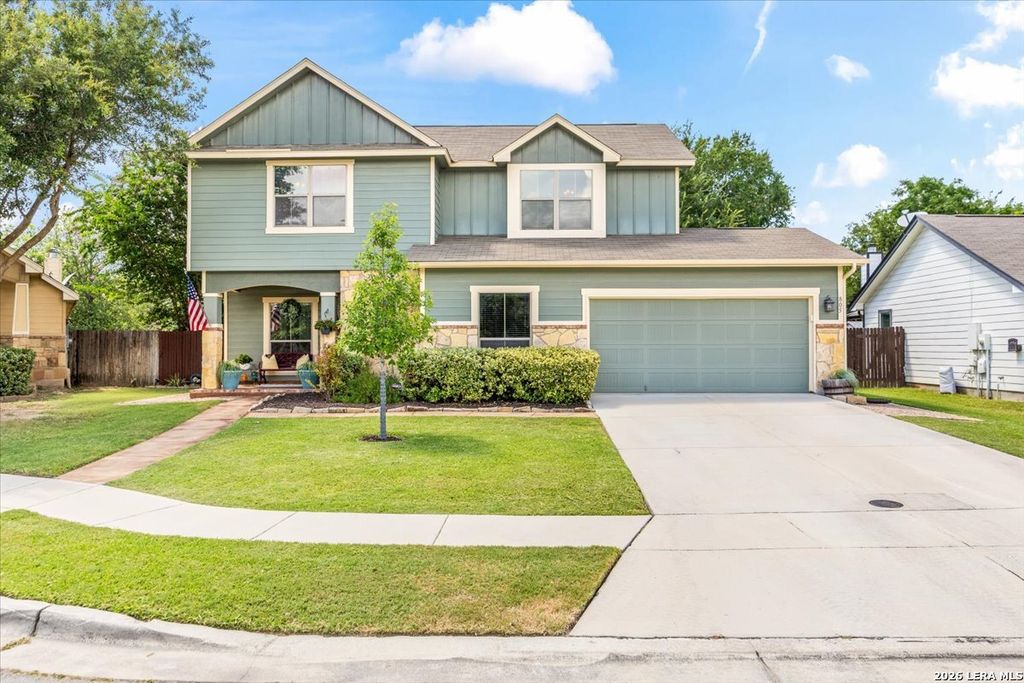 805 MADISON AVE, New Braunfels, TX 78130