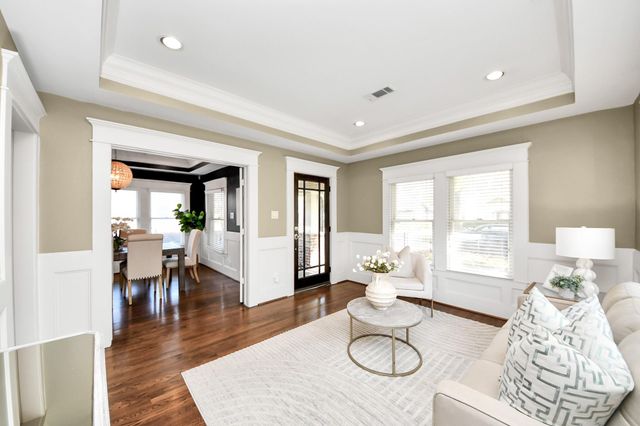 811 W Melwood Street, Houston, TX 77009