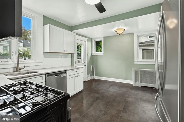 714 LINDALE AVE, Drexel Hill, PA 19026