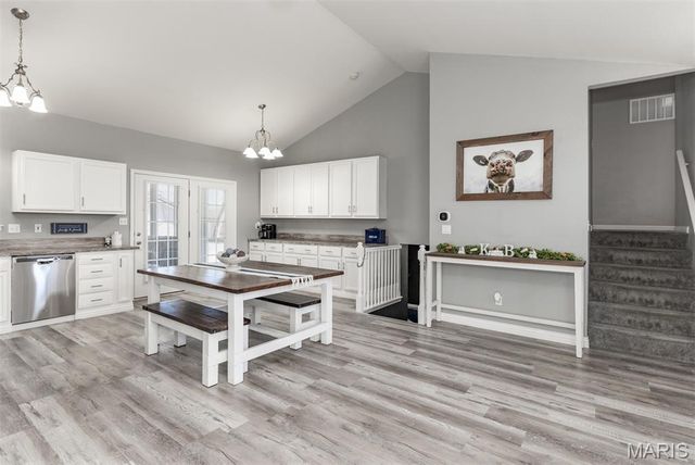 17 Concord Drive, Crystal City, MO 63019