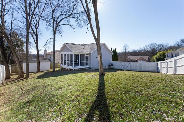 17 Concord Drive, Crystal City, MO 63019