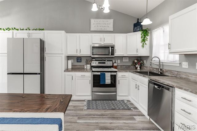 17 Concord Drive, Crystal City, MO 63019