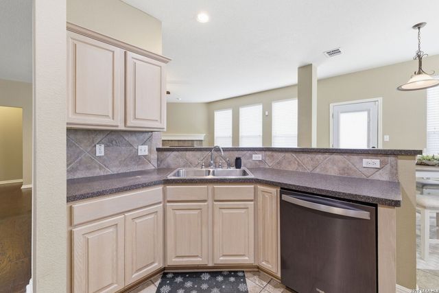 209 Summit View, Cibolo, TX 78108