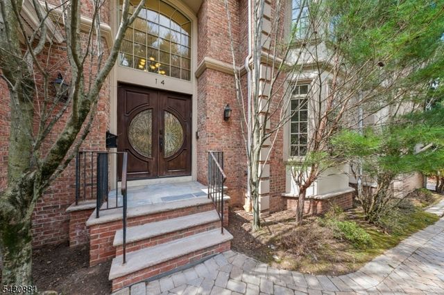 14 OShaughnessy Lane, Closter Boro, NJ 07624
