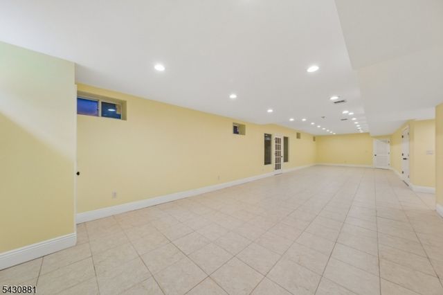14 OShaughnessy Lane, Closter Boro, NJ 07624