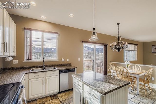 2185 Wagon Gap Trail, Monument, CO 80132