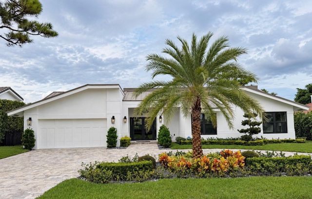 4909 PINEVIEW Circle, Delray Beach, FL 33445