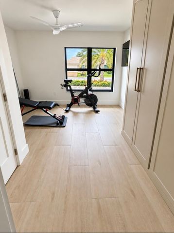 4909 PINEVIEW Circle, Delray Beach, FL 33445