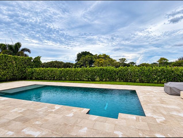 4909 PINEVIEW Circle, Delray Beach, FL 33445