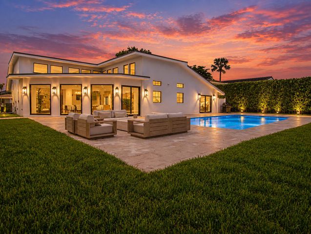 4909 PINEVIEW Circle, Delray Beach, FL 33445
