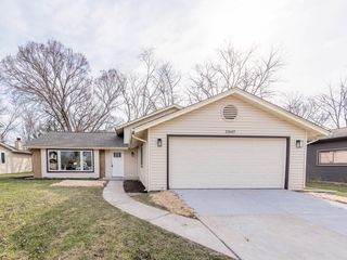 22607 Mission Drive, Richton Park, IL 60471