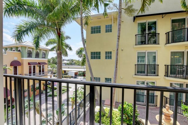 225 NE 1st Street 306, Delray Beach, FL 33444