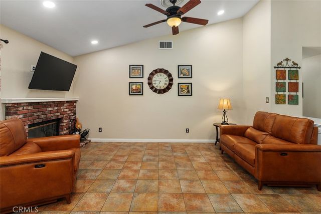8033 Stonemist, Jurupa Valley, CA 92509