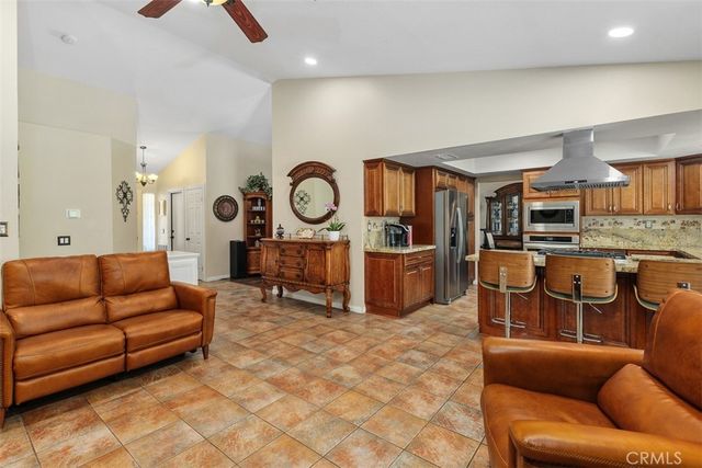 8033 Stonemist, Jurupa Valley, CA 92509