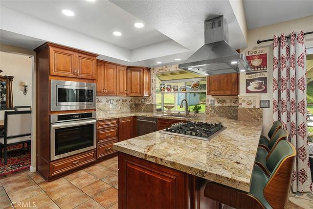 8033 Stonemist, Jurupa Valley, CA 92509