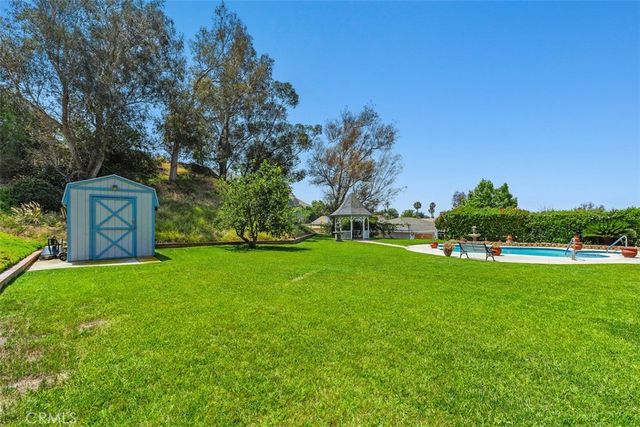 8033 Stonemist, Jurupa Valley, CA 92509