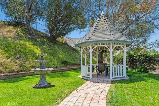 8033 Stonemist, Jurupa Valley, CA 92509