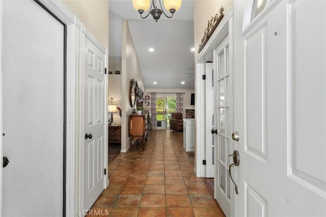 8033 Stonemist, Jurupa Valley, CA 92509