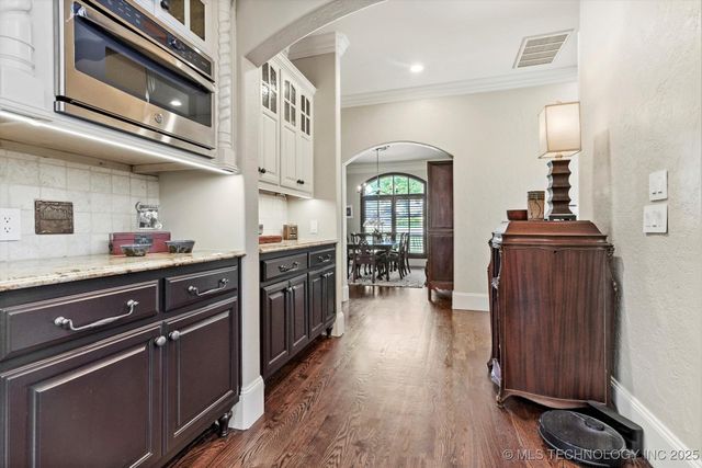 14052 S Kingston Avenue, Bixby, OK 74008