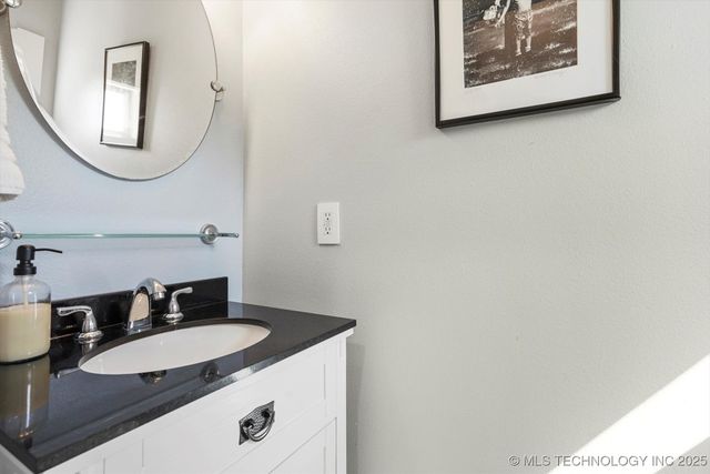 14052 S Kingston Avenue, Bixby, OK 74008