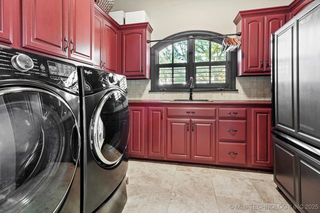 14052 S Kingston Avenue, Bixby, OK 74008