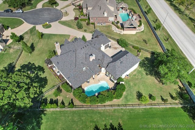 14052 S Kingston Avenue, Bixby, OK 74008