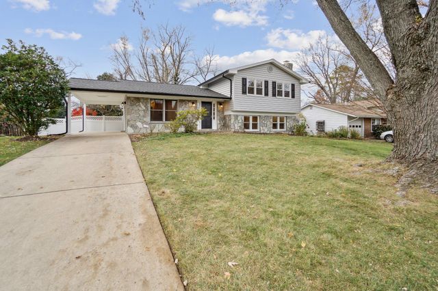 1710 PALM SPRINGS DR, Vienna, VA 22182
