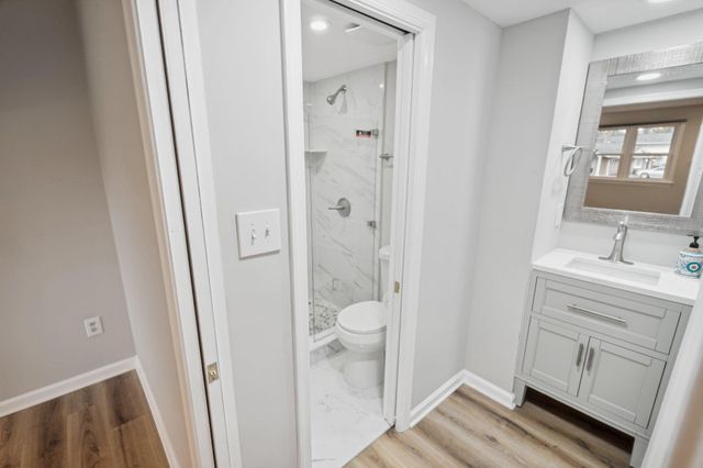 1710 PALM SPRINGS DR, Vienna, VA 22182