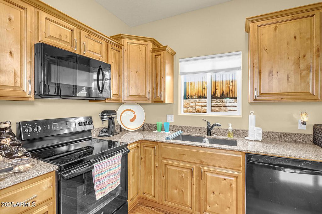 Image 10 of property listing at 1400 N EAGLE VIEW Drive, Cottonwood, AZ 86326