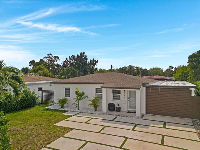 920 NE 159th St 0, North Miami Beach, FL 33162