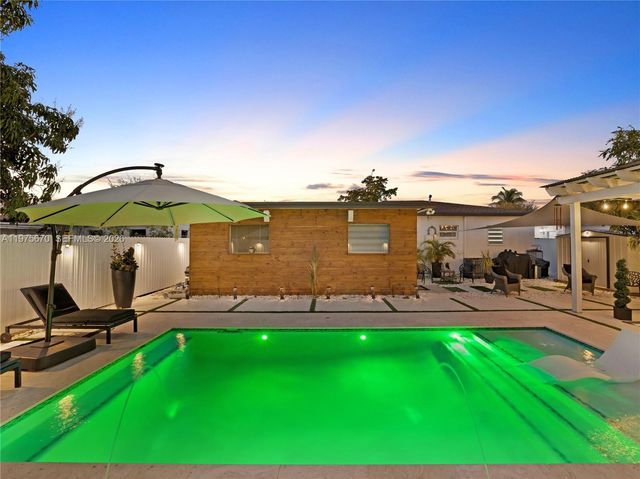 920 NE 159th St 0, North Miami Beach, FL 33162