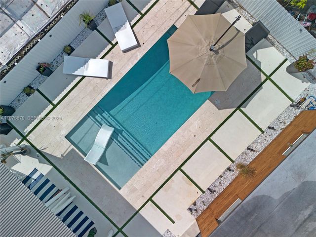 920 NE 159th St 0, North Miami Beach, FL 33162