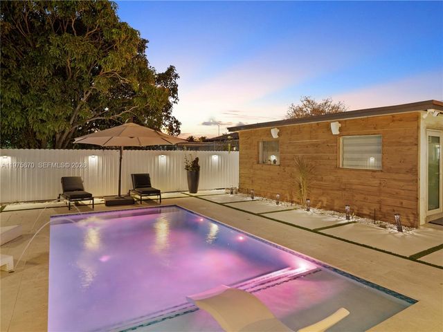 920 NE 159th St 0, North Miami Beach, FL 33162