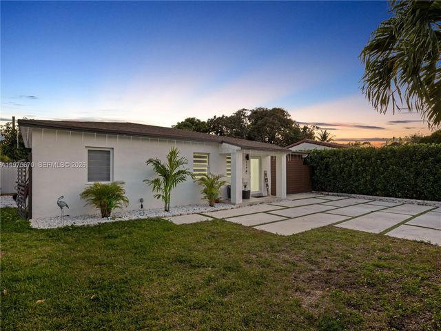 920 NE 159th St 0, North Miami Beach, FL 33162