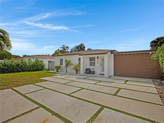 920 NE 159th St 0, North Miami Beach, FL 33162