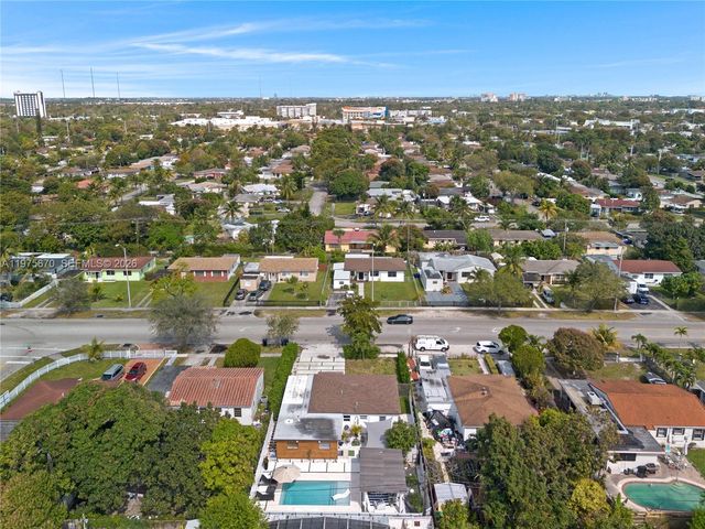 920 NE 159th St 0, North Miami Beach, FL 33162