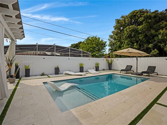 920 NE 159th St 0, North Miami Beach, FL 33162