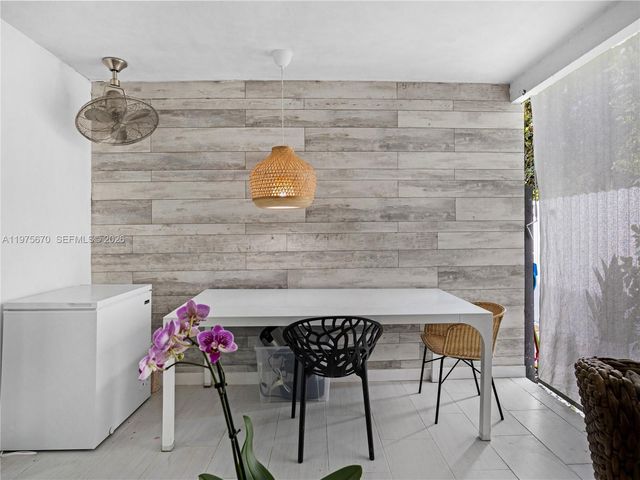 920 NE 159th St 0, North Miami Beach, FL 33162