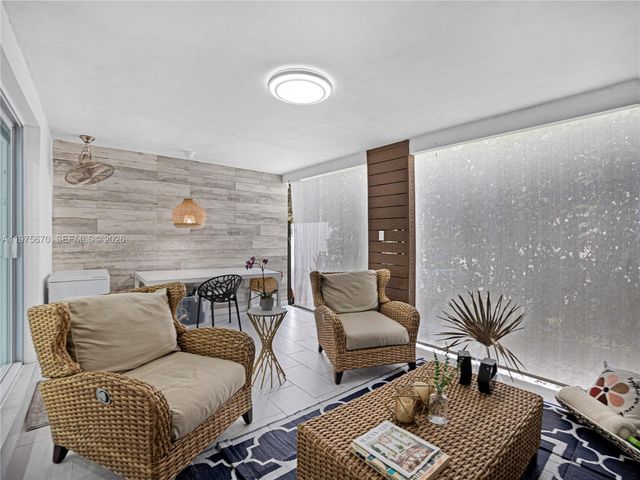 920 NE 159th St 0, North Miami Beach, FL 33162